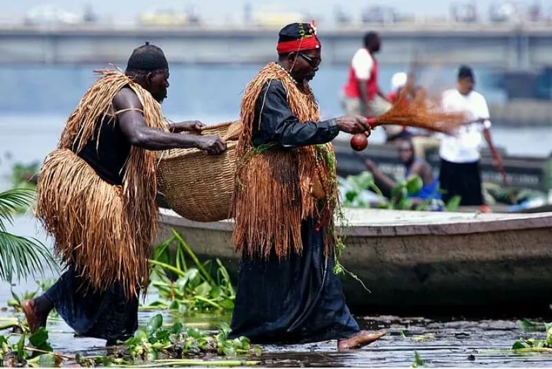 Canoe races during the traditional Ngondo Festival